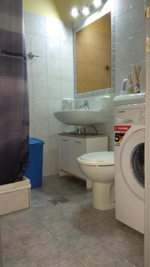 Laura Appartement Koromačno Buitenkant foto