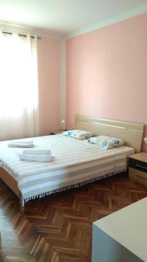 Laura Appartement Koromačno Buitenkant foto